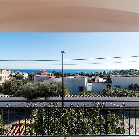 Suite Apartment La Punta Cala Gonone Exterior foto