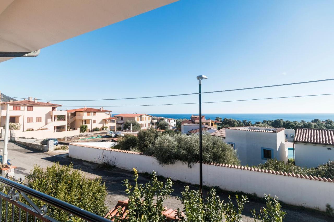 Suite Apartment La Punta Cala Gonone Exterior foto