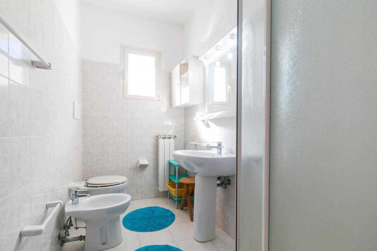 Suite Apartment La Punta Cala Gonone Exterior foto